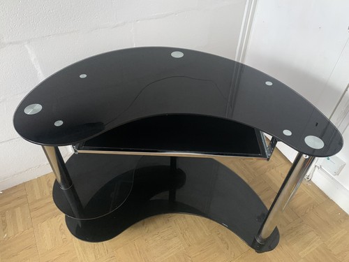 Black tempered corner - corner, curved