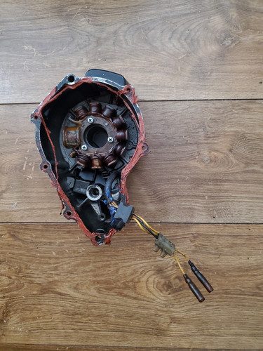 Kawasaki z250 stator cover - kawasaki,