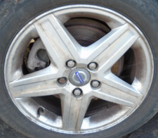 09 VOLVO S40 S 1.6D 1X 16"