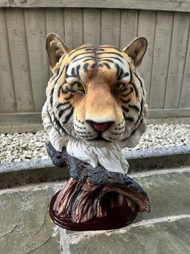 Hand sculpted lion - sculpted,