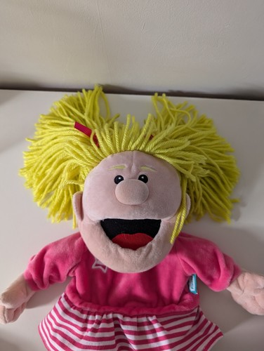 Fiesta crafts blonde girl - crafts,