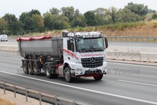 Truck Photo Mercedes-Benz