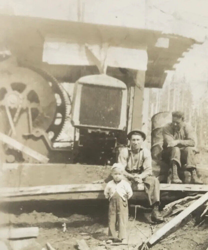 Vtg photo farm lumber logging - farm,