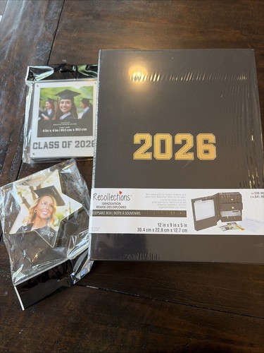 Black and gold 2026 keepsake - black,