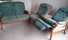 Cintique 2 seater sofa and 2 chairs (1 recliner)