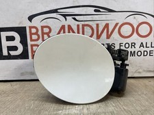 2015 RANGE ROVER EVOQUE FUEL FLAP AND CAP BJ3227936AB FUJI WHITE 867