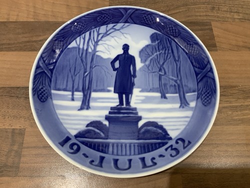 Royal copenhagen christmas - a,