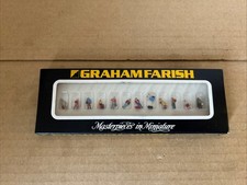 Graham Farish N Gauge 9635 People With Baggage