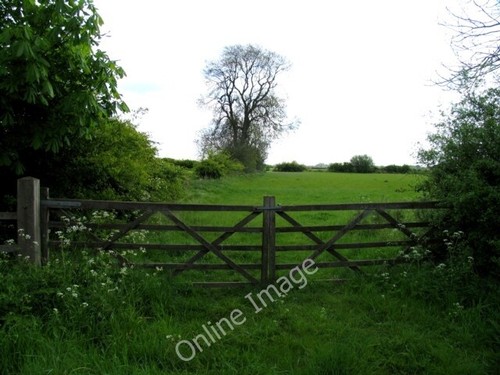 Photo 6x4 fields east - 6x4, of