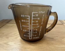 Retro Vintage Pyrex Brown Smoked Glass Measuring Jug One 1 Pint / 550ml