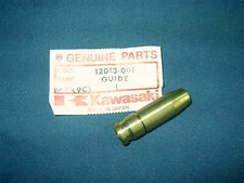 KAWASAKI KZ900 Z1 A B P GENUINE NOS INLET VALVE GUIDE 12013-001