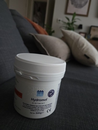 Hydromol ointment 500g treats - 500g,