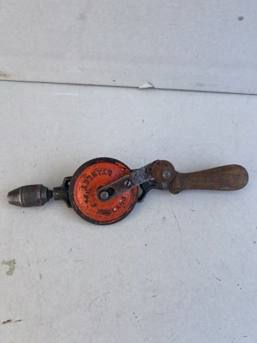 Stanley vintage hand drill egg - hand,