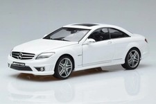 AUTOart 76167 Mercedes-Benz CL63 AMG White 1/18 Scale Diecast Model Car