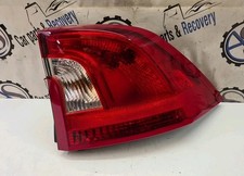 VOLVO S60 V60 REAR RIGHT DRIVER SIDE OUTER LIGHT 31395931 2014
