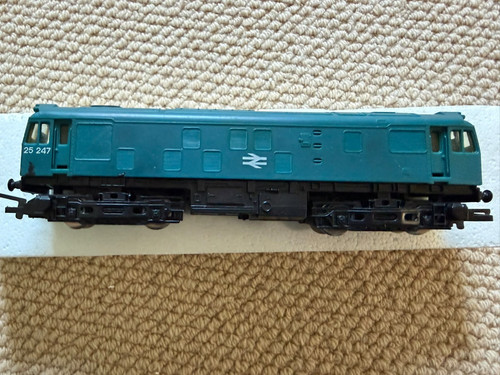 Hornby r068 class diesel - class,