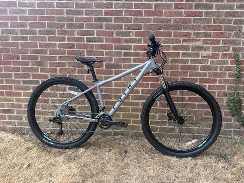Calibre point mountain bike - mountain,