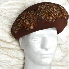 🤎 Vintage 1950s Brown Felt