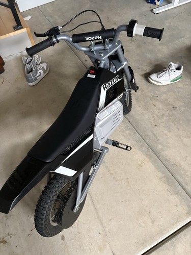 Razor mx350 seated ride - razor,