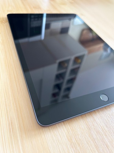 Apple ipad 8th gen - 8th,