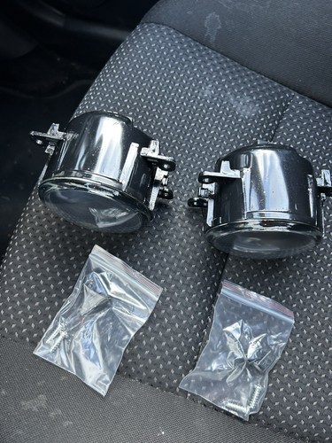 Pack front fog lights - in, a