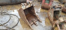 450mm Excavator Digging Bucket Suit 3-6 Ton 35mm pin 135mm x 135mm £150+VAT