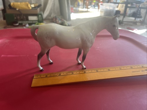 Beswick mare facing right head - right,
