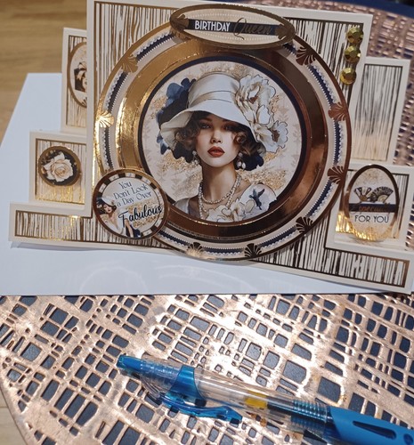 Luxury foiled art deco - foiled,