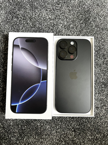 Iphone pro black titanium - iphone,