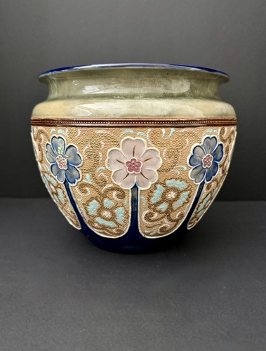 Antique royal doulton art - antique,
