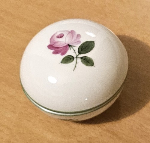 Lidded jar lidded jar