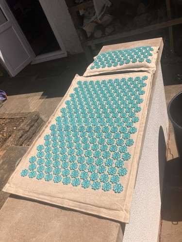 Acupressure mat with - acupressure, pillow
