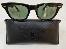 1980's VINTAGE RAY-BAN B&L U.S.A. W0487 WAYFARER BLACK EBONY & BLACK CASE