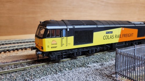 Hornby class 087 - 60,