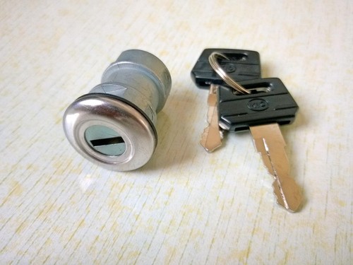 Gasket cover lock filler - gasket, +