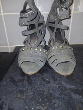 Fiore Collection Grey Studded