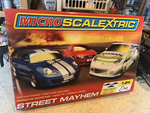 Micro scalextric street mayhem - scalextric,