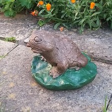 frog/toad  water feature  , pond spitter , garden ornament