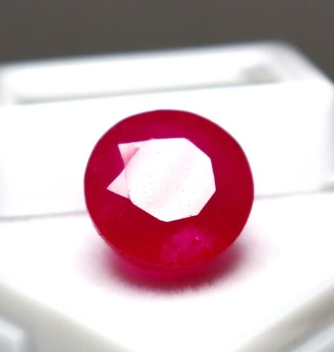 Natural red beryl bixbite - bixbite, 9.80