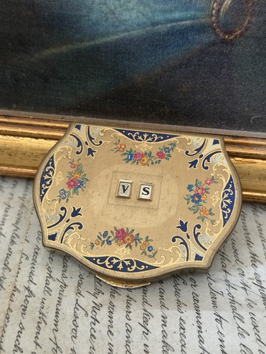 Vintage stratton initial - vintage,
