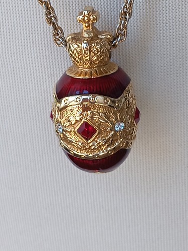 Joan rivers egg style - style, pendant