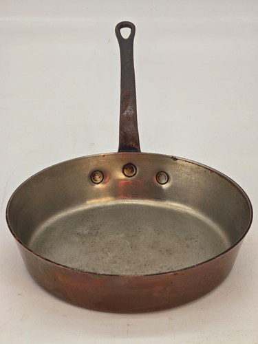 Antique copper frying - pan, tin