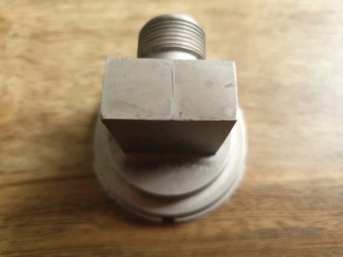 Waveguide adaptor wr90 to - waveguide,