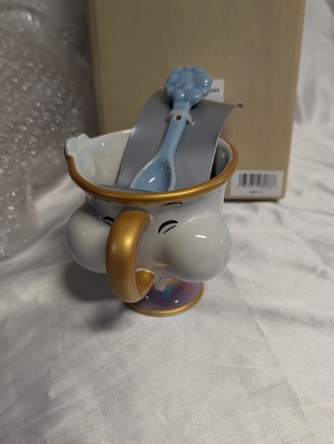 Disney beauty and the - beauty,