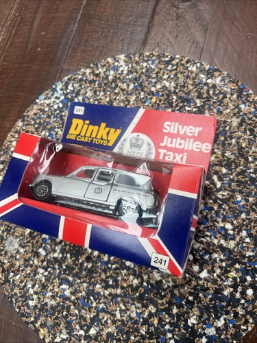 Dinky toys 241 london - toys,