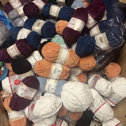 Large bundle mixed colour - bundle, aran