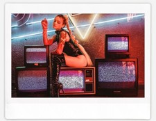 Art model bradley instax - bradley, wide