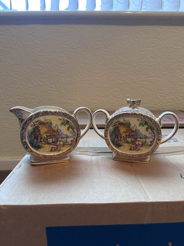 Sadler cottage scene jug - cottage,