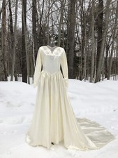 Vintage 1940’s Art Deco Beads & Pearls Liquid Satin Wedding Gown Dress 36-30-74