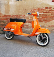 10" inch White Band Vespa